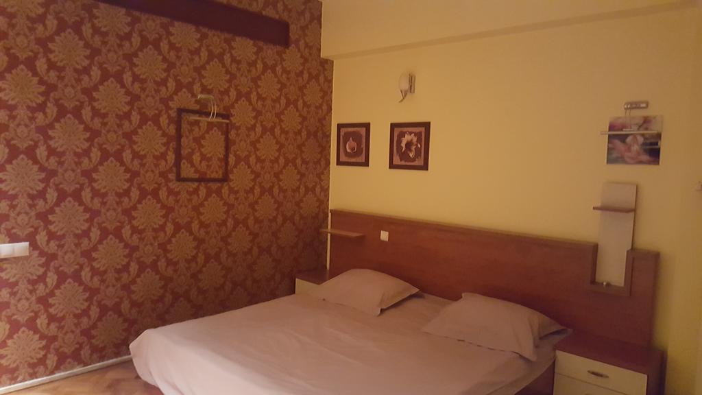بوخارست Hospitality Centrum- River المظهر الخارجي الصورة